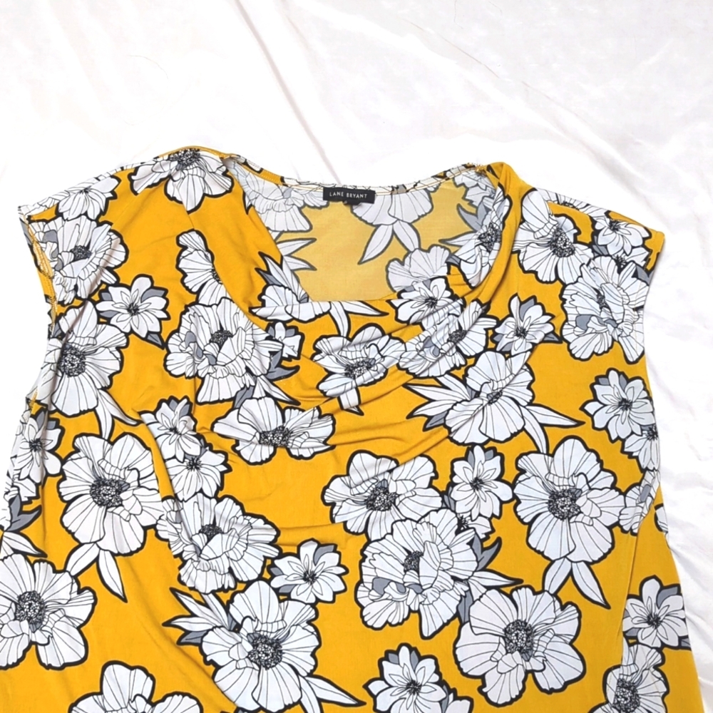 Lane Bryant Floral Drape Neck Top With Cap Sleeves Size 18/20 Summer Stretch - Picture 2 of 8